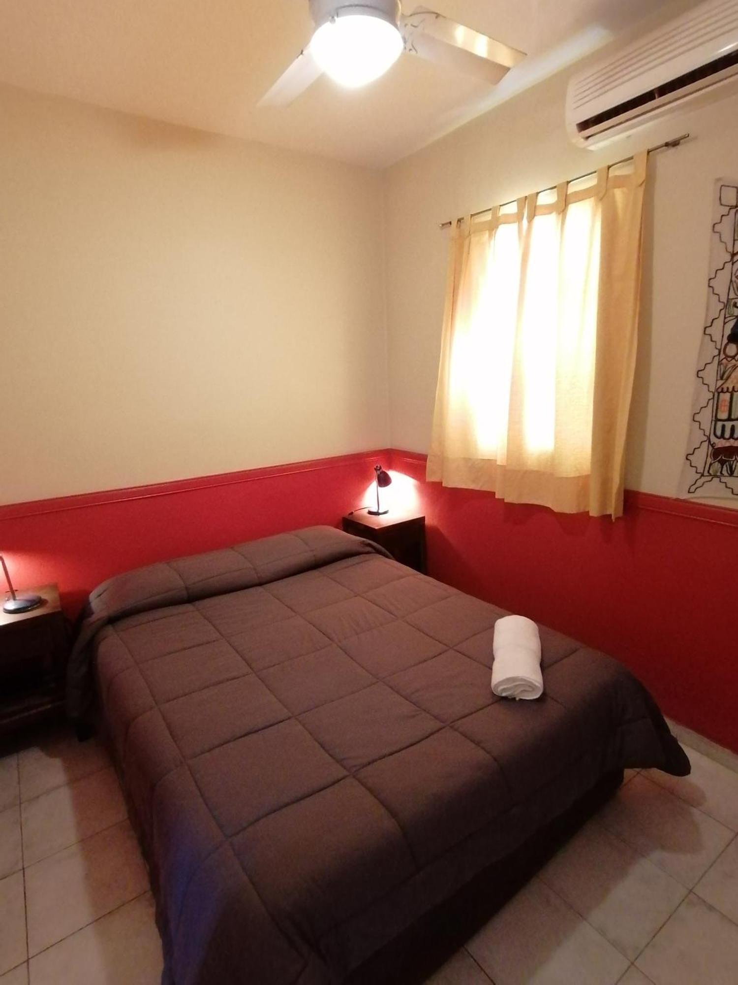 מנדוזה Alamo Hostel & Suites מראה חיצוני תמונה