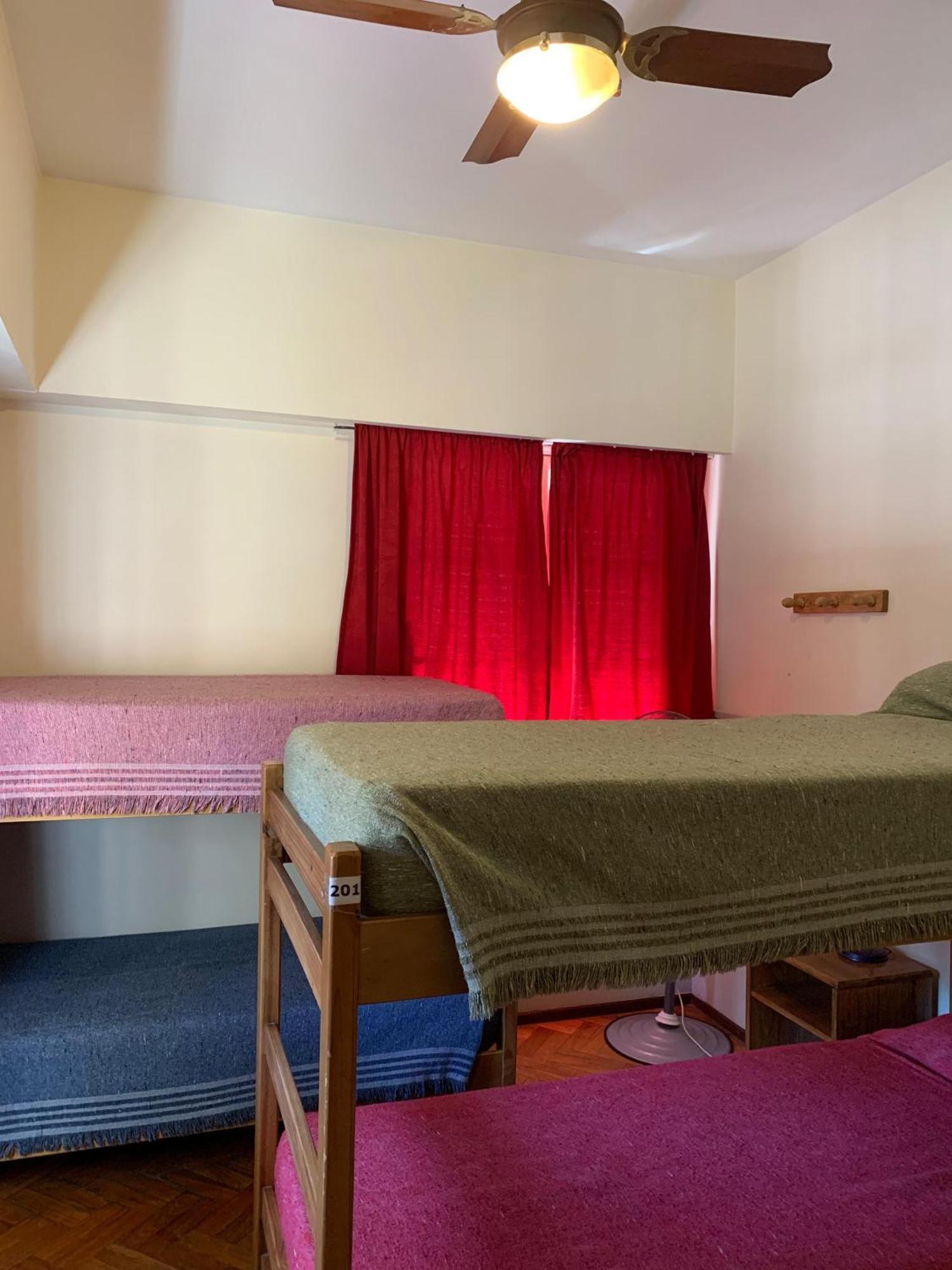 מנדוזה Alamo Hostel & Suites מראה חיצוני תמונה